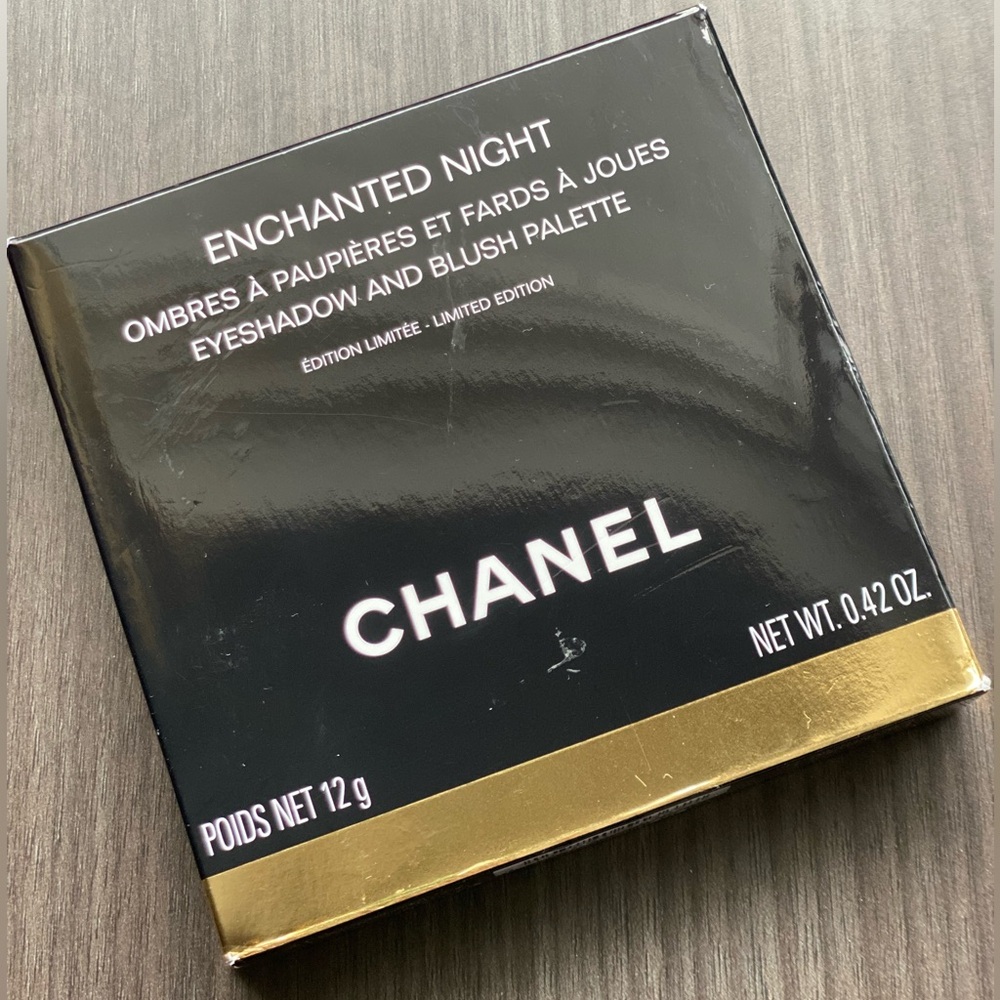 EUC - CHANEL - Limited Edition 2024 - Enchanted Night Palette - oversized, 12g